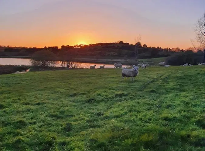 בית נופש Claragh קאבן